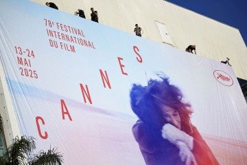 Cartaz do festival de cinema, que será entre 13 e 24 de maio, em Cannes (França) -  (crédito:  Valery HACHE/AFP)