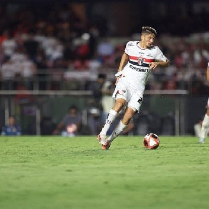 PABLO MAIA - Entrou no lugar de Marcos Antônio para dar mais segurança à defesa, o que fez com êxito - Nota 6,5 -  Paulo Pinto / São Paulo FC
