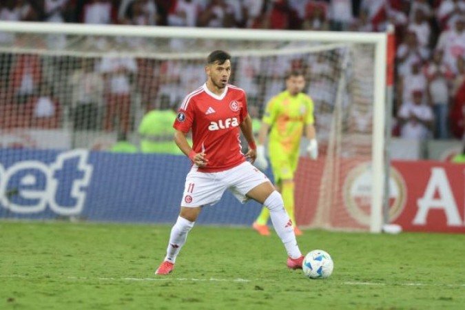 OSCAR ROMERO - Substituiu Thiago Maia no intervalo para deixar o Inter mais ofensivo. No entanto, pouco fez - Nota 4,0  Ricardo Duarte/Internacional 