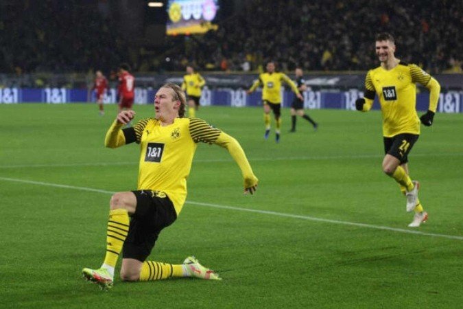 Julian Brandt fez um gol e deu uma assistência na vitória por 4 a 2 - (crédito: Foto: Joosep Martinson/Getty Images)) Julian Brandt fez um gol e deu uma assistência na vitória por 4 a 2 - (crédito: Foto: Joosep Martinson/Getty Images))