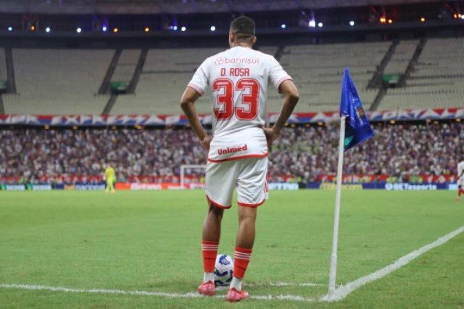 DIEGO ROSA - Partida apagada, com muitos erros técnicos e posicionamento ruim - Nota 6,0 - Ricardo Duarte/Internacional 