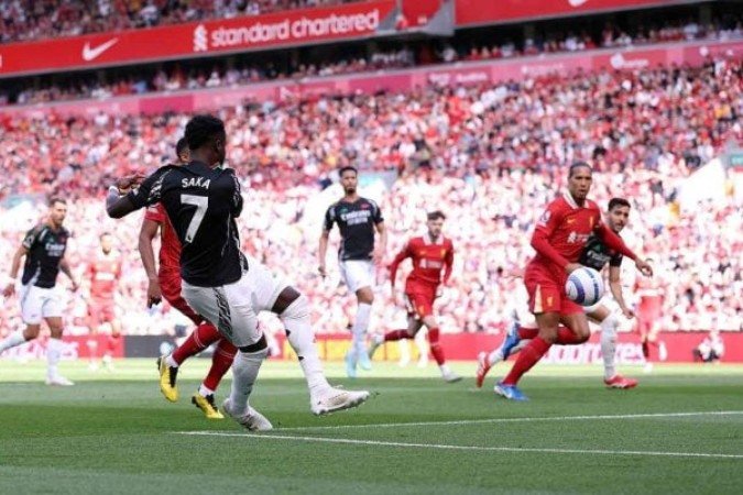 Partida com quatro gols termina empatada entre o líder e vice-líder da competição - (crédito: Foto: Carl Recine/Getty Images)) Partida com quatro gols termina empatada entre o líder e vice-líder da competição - (crédito: Foto: Carl Recine/Getty Images))