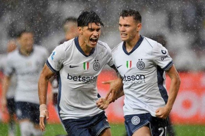 Chuva e golaço marcaram a vitória da Inter neste domingo  -  (crédito: Foto: Valerio Pennicino/Getty Images)