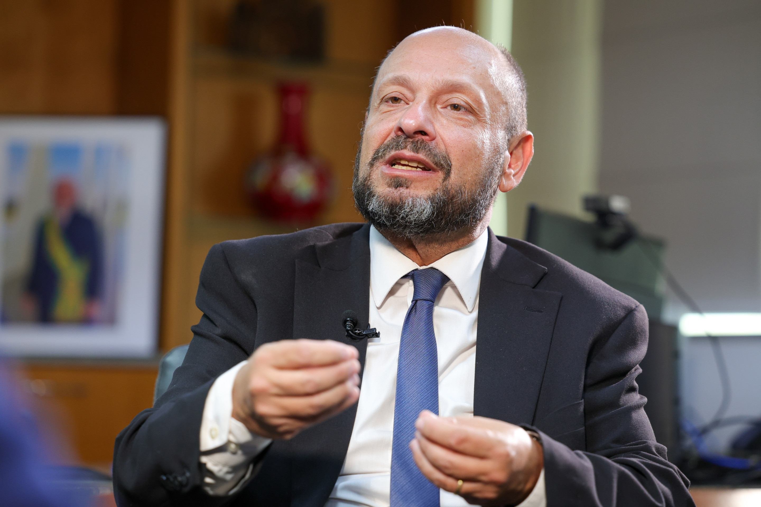 O presidente do INSS, Gilberto Waller, alertou para tentativas de golpe