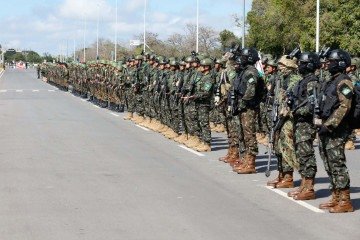 A Defensoria Pública da União sugeriu medidas que devem ser adotadas pelo Exército -  (crédito: Isac Nobrega/PR)