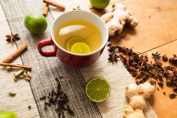 Chá verde com limão e especiarias (Imagem: 3 Dias Fotografia | Shutterstock) -  (crédito: EdiCase)