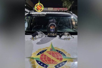 Vigilantes são presos em flagrante por porte ilegal de armas de fogo -  (crédito: PMDF)