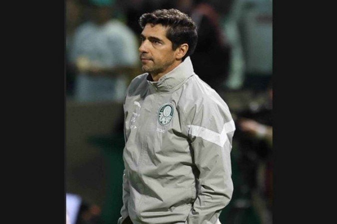 Abel Ferreira durante o Choque-rei na Arena Barueri - (crédito: Foto: César Greco/Palmeiras) Abel Ferreira durante o Choque-rei na Arena Barueri - (crédito: Foto: César Greco/Palmeiras)