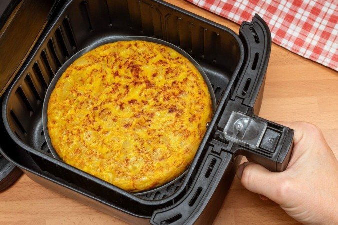Tortilha de batata (Imagem: rafa jodar
| Shutterstock) - (crédito: EdiCase) Tortilha de batata (Imagem: rafa jodar
| Shutterstock) - (crédito: EdiCase)