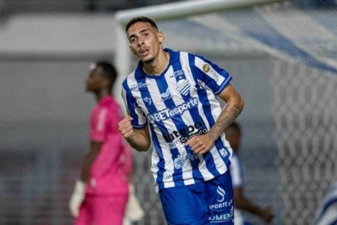 Betão marcou um dos gols do CSA no último domingo - (crédito: Foto: Allan Max / CSA) Betão marcou um dos gols do CSA no último domingo - (crédito: Foto: Allan Max / CSA)