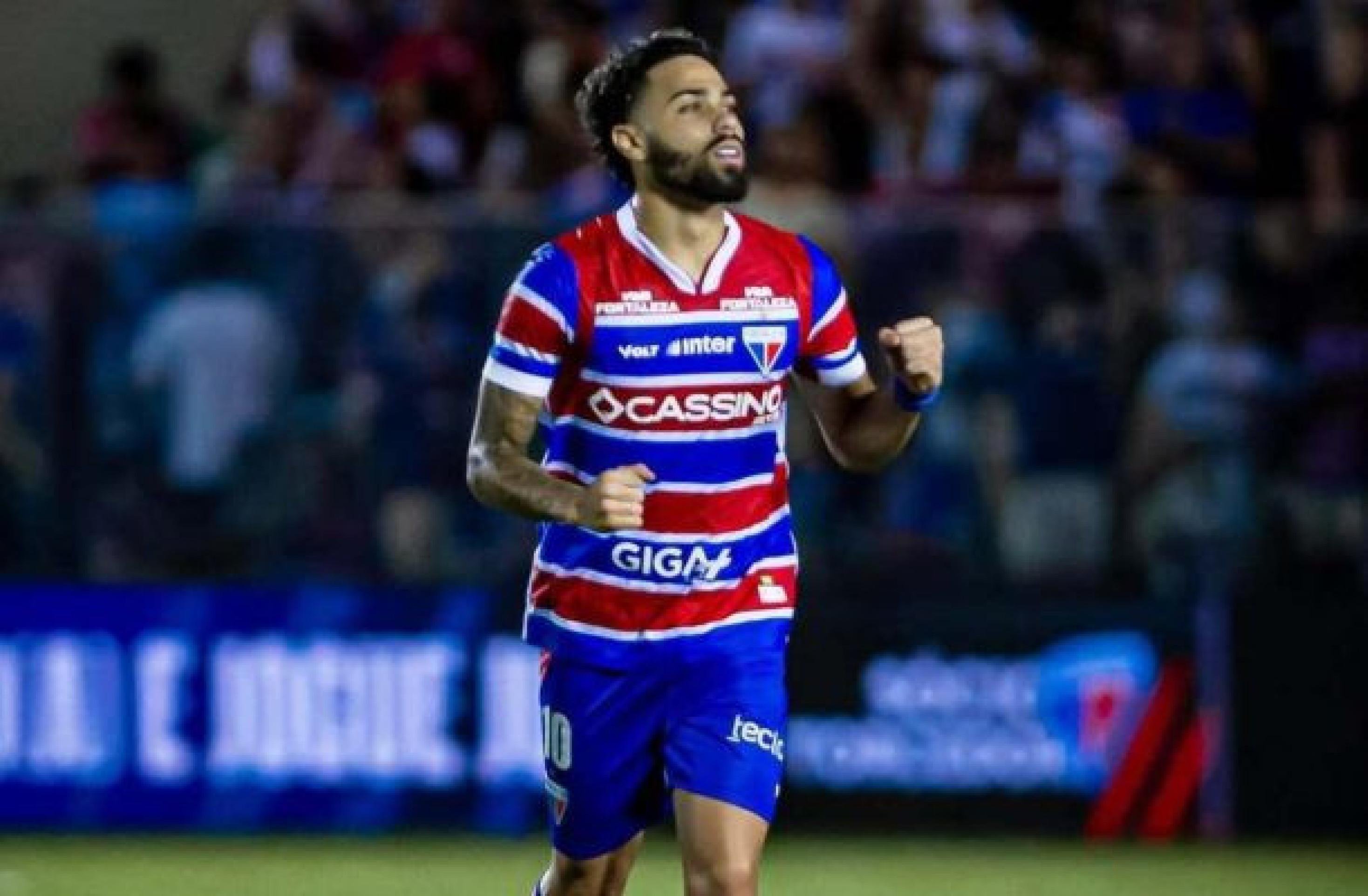 Após meses de superação, Calebe se emociona ao marcar pelo Fortaleza no Brasileirão