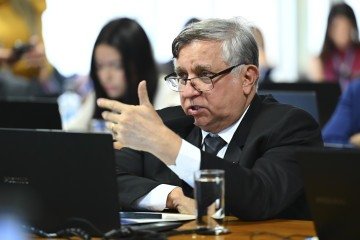 Izalci afirmou que o depoimento de Virgínia é uma peça importante para subsidiar o trabalho da comissão -  (crédito: Andressa Anholete/Agência Senado)