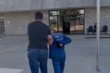 Homem foi preso pelos policiais da 35ª DP -  (crédito: PCDF/Divulgação)