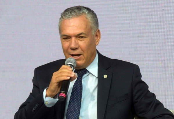 Ed Alves/CB/D.A Press
