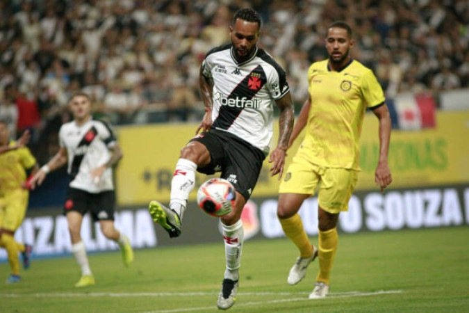 ALEX TEIXEIRA - Entrou já nos minutos finais e pouco participou da partida. Nota: 5 - Foto: Matheus Lima/Vasco