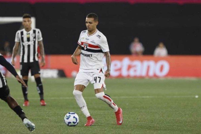 Matheus Alves entra na mira da Europa em meio a sequência no São Paulo - (crédito: Foto: Erico Leonan / São Paulo FC) Matheus Alves entra na mira da Europa em meio a sequência no São Paulo - (crédito: Foto: Erico Leonan / São Paulo FC)