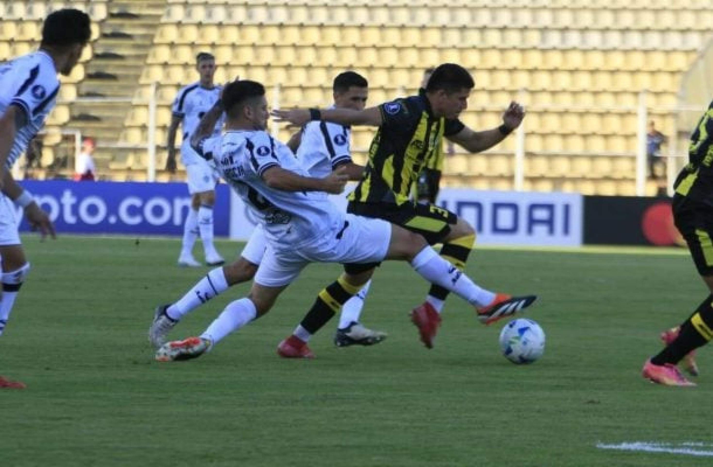 Central Córdoba venceu o Deportivo Táchira e se isolou na liderança do Grupo C na Libertadores -  (crédito: - Foto: Divulgação / Deportivo Táchira FC)