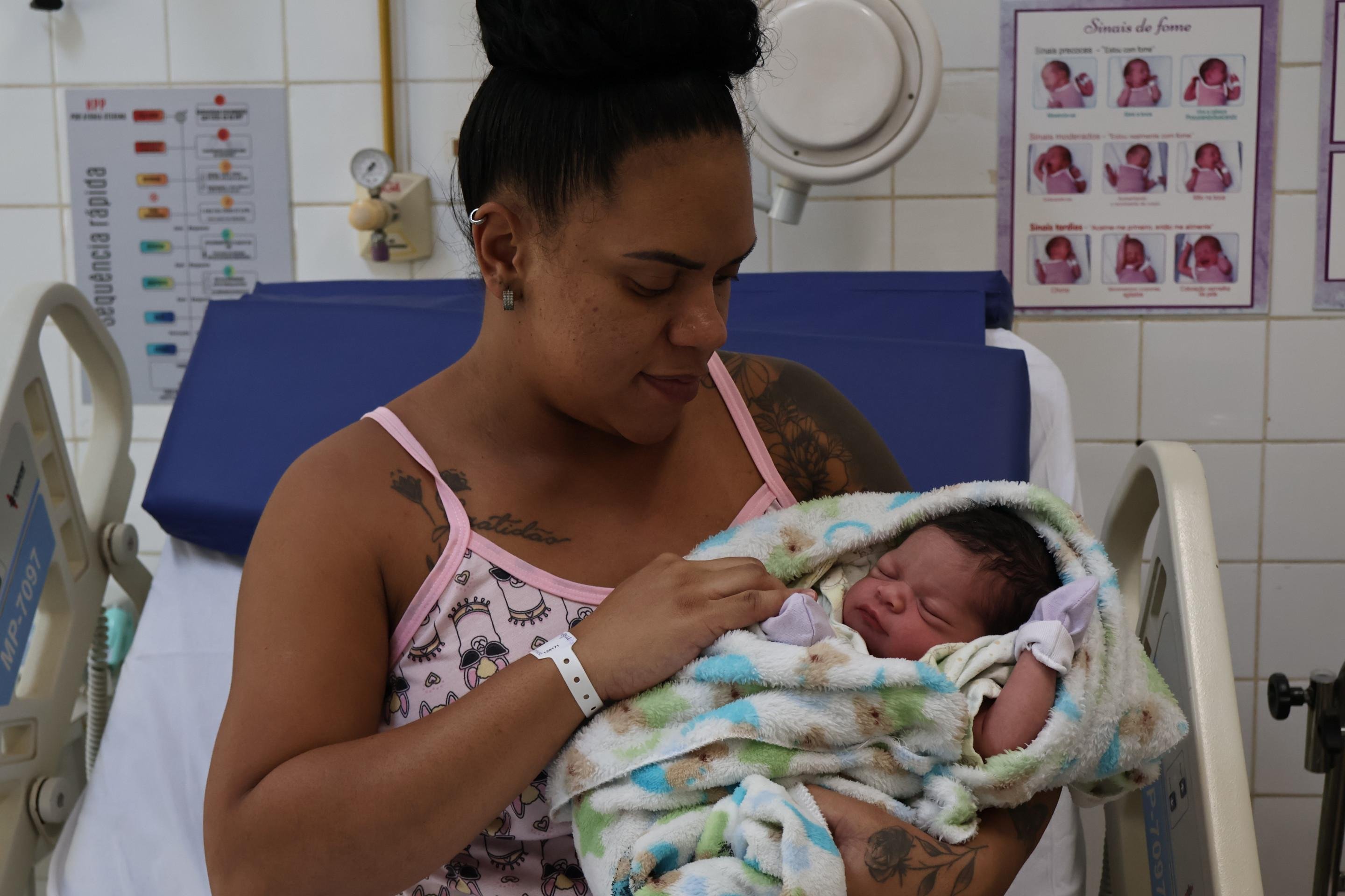 Dos três filhos de Rafaela Soares Oliveira, dois nasceram na Casa de Parto de São Sebastião. 