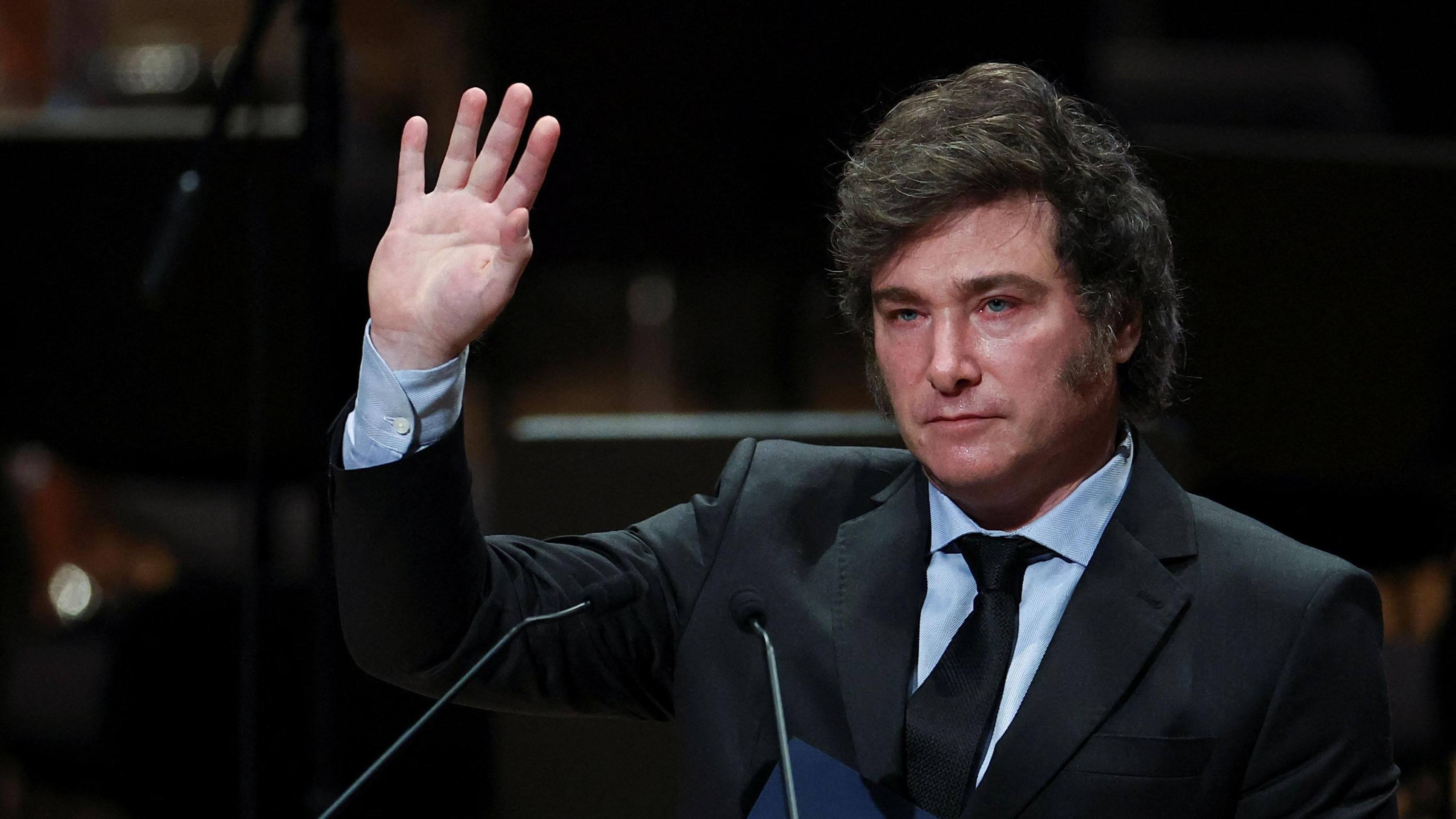 O que muda com novas regras para imigrantes anunciadas por Milei na Argentina -  (crédito: BBC Geral)
