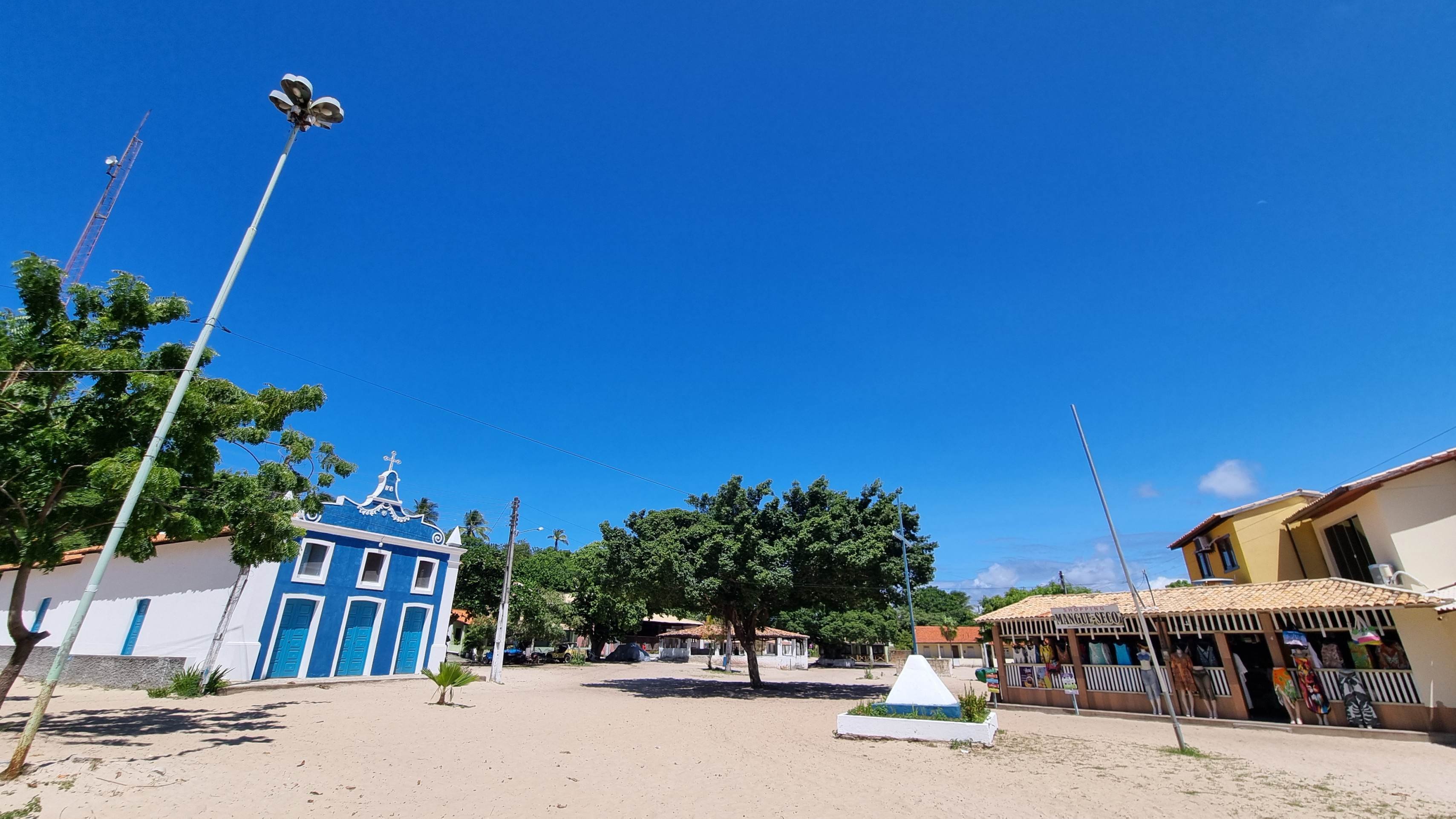 O ator e produtor Josuel Junior e o artista visual Arthur Scovino no projeto Expedição Mangue Seco