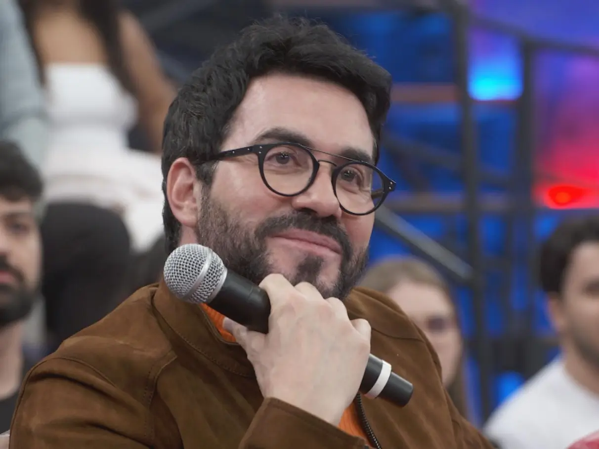 'Fui comunicado da demissão sem poder nem mesmo me explicar', lamentou funcionário despedido após declarações públicas do padre Fábio de Melo -  (crédito: Reprodução/TV Globo)