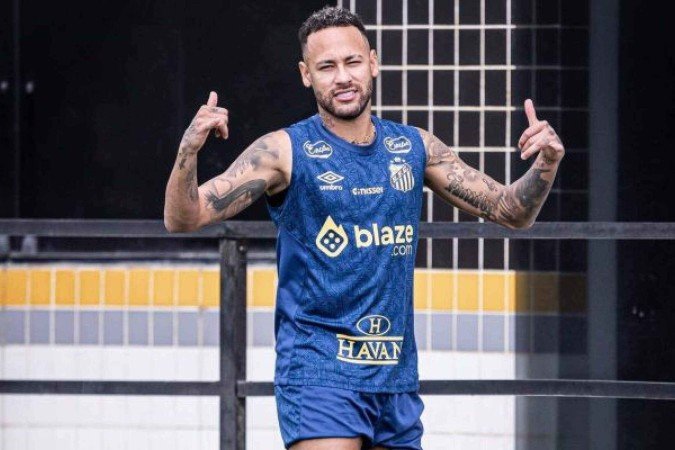 Neymar amplia sua coleção de carros na garagem - (crédito: Foto: Raul Baretta/ Santos FC) Neymar amplia sua coleção de carros na garagem - (crédito: Foto: Raul Baretta/ Santos FC)