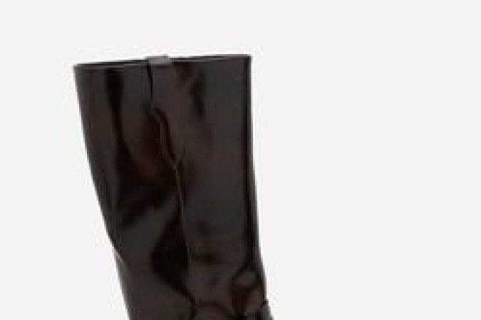 Bota Biker Boot em PU, da Renner (R$ 299,90)