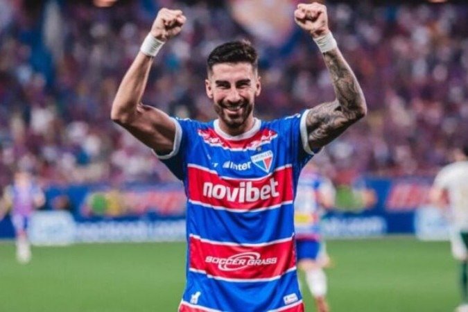 Lucero perdeu chances de dar a vitória ao Fortaleza contra o Bucaramanga - (crédito: Foto: Matheus Lotif / FEC) Lucero perdeu chances de dar a vitória ao Fortaleza contra o Bucaramanga - (crédito: Foto: Matheus Lotif / FEC)