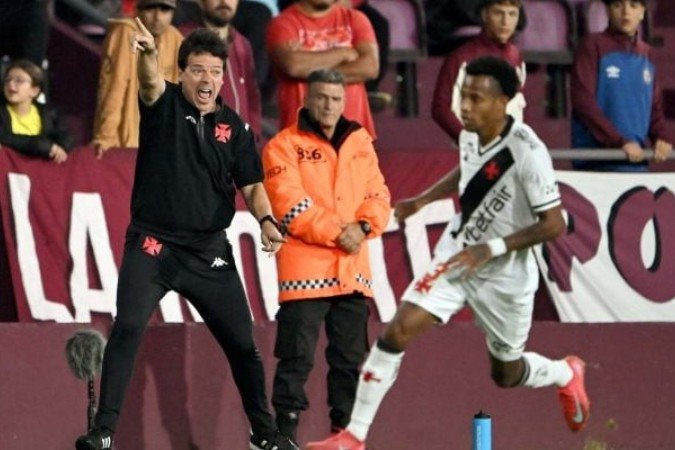 Fernando Diniz fez sua primeira partida no retorno ao Vasco - (crédito: Foto: Divulgação/Conmebol) Fernando Diniz fez sua primeira partida no retorno ao Vasco - (crédito: Foto: Divulgação/Conmebol)