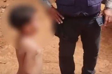 No vídeo, o menino pede ao policial que 'não derrube' sua casa -  (crédito: Ponte Alta News)