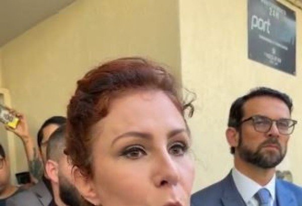  Reprodução/ @carla.zambelli