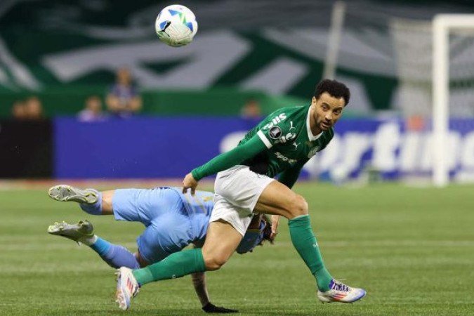FELIPE ANDERSON - Segue deixando a desejar. Foi o jogador ofensivo menos ativo na partida. Não consegue encaixar no Palmeiras e não aproveitou a oportunidade que teve com o titular contra o Bolívar. Demorou para ser substituído. NOTA 4,0. Foto:  Cesar Greco/Palmeiras