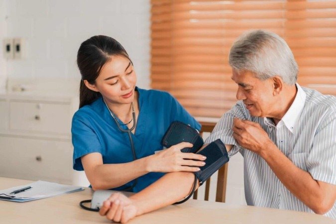 A hipertensão é uma doença crônica que precisa de cuidados (Imagem: Chokniti-Studio | Shutterstock) -  (crédito: EdiCase)