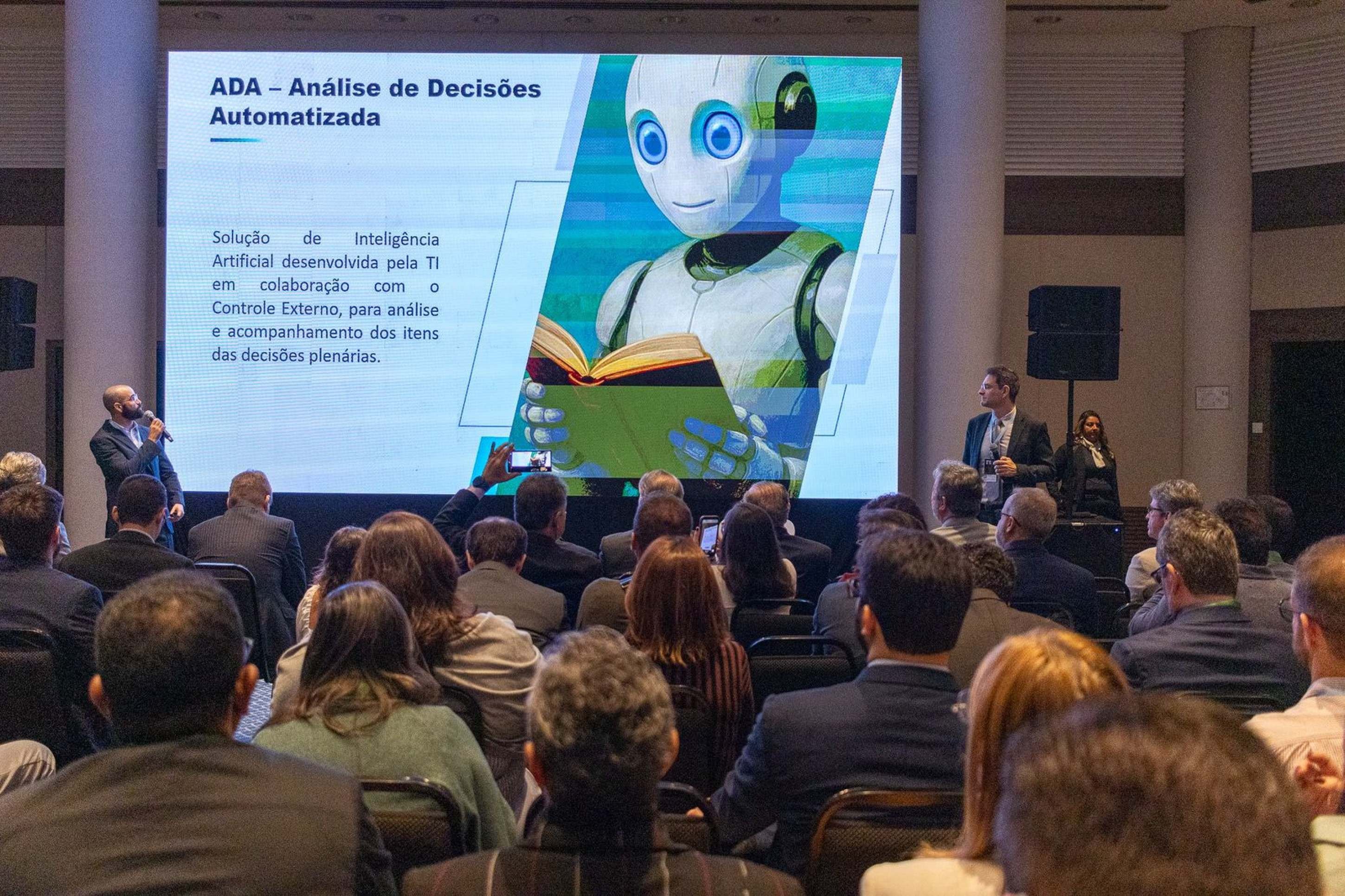 TCDF desenvolve ‘robô’ que revela descumprimento de determinações TCDF desenvolve ‘robô’ que revela descumprimento de determinações