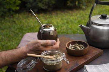 Utilizada primeiramente com fins medicinais, a erva-mate conquistou um espaço nos hábitos diários da população  -  (crédito: Reprodução/ Pinterest )