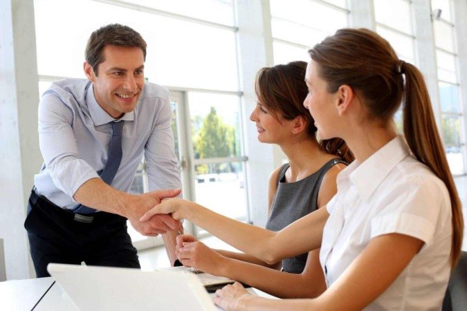 Estratégias são essenciais para conquistar e fidelizar clientes, visando ao crescimento das vendas do negócio (Imagem: ESB Professional | Shutterstock) - (crédito: EdiCase) Estratégias são essenciais para conquistar e fidelizar clientes, visando ao crescimento das vendas do negócio (Imagem: ESB Professional | Shutterstock) - (crédito: EdiCase)