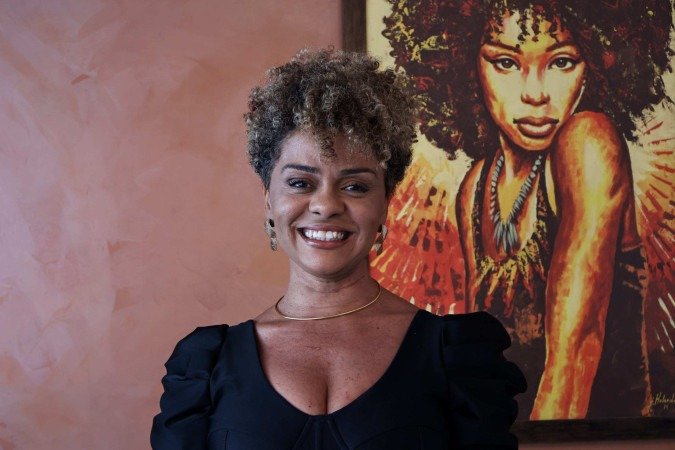 Adriana Ribeiro é dona do salão African Hall & Cia Ponto Chic - (crédito: Bruna Gaston CB/DA Press) Adriana Ribeiro é dona do salão African Hall & Cia Ponto Chic - (crédito: Bruna Gaston CB/DA Press)