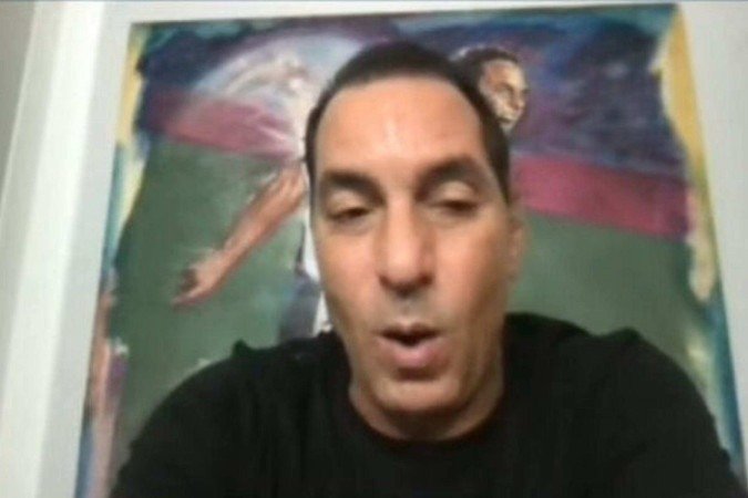 Edmundo confessa traição em meio às críticas a Pedrinho em live sobre o Vasco - (crédito: Foto: Reprodução) Edmundo confessa traição em meio às críticas a Pedrinho em live sobre o Vasco - (crédito: Foto: Reprodução)