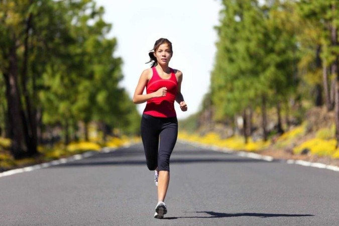 Alguns cuidados são importantes para evitar problemas de saúde com a corrida (Imagem: Maridav | Shutterstock) - (crédito: EdiCase) Alguns cuidados são importantes para evitar problemas de saúde com a corrida (Imagem: Maridav | Shutterstock) - (crédito: EdiCase)