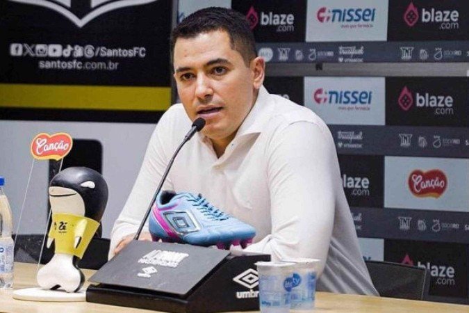 CEO do Santos vê diretoria queimando etapas em ano de reconstrução do clube - (crédito: Foto: Raul Baretta/ Santos FC) CEO do Santos vê diretoria queimando etapas em ano de reconstrução do clube - (crédito: Foto: Raul Baretta/ Santos FC)