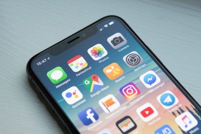 Segundo elas relataram nas redes sociais, o telefone celular foi capaz de identificar que ambas estavam envolvidas em uma colisão com outro veículo e logo em seguida alertar os serviços de emergência. - (crédito: William Hook Unsplash) Segundo elas relataram nas redes sociais, o telefone celular foi capaz de identificar que ambas estavam envolvidas em uma colisão com outro veículo e logo em seguida alertar os serviços de emergência. - (crédito: William Hook Unsplash)
