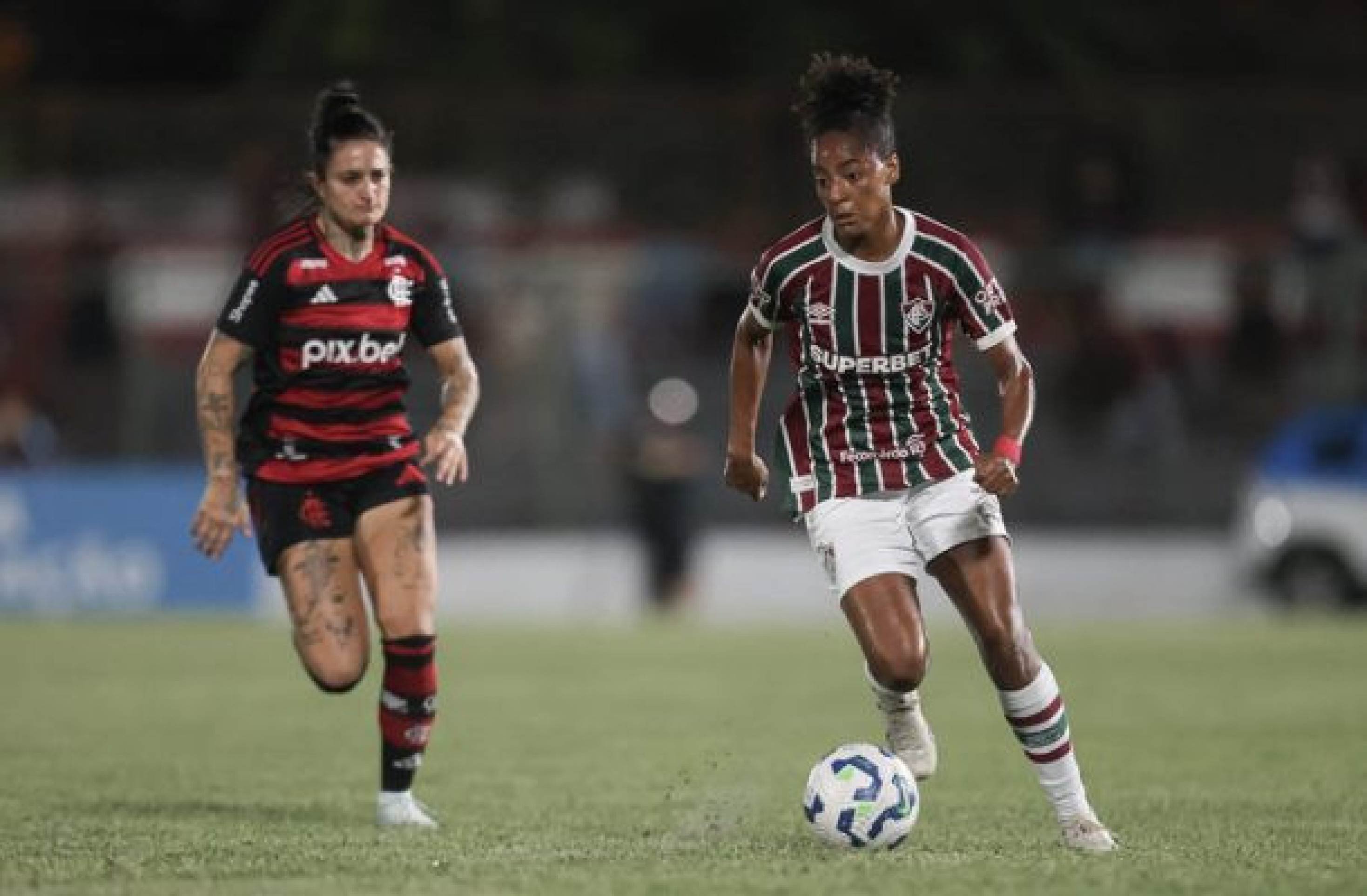 Em jogo quente e com discurso forte de Cristiane, Flamengo vence Fluminense pelo Brasileirão Feminino