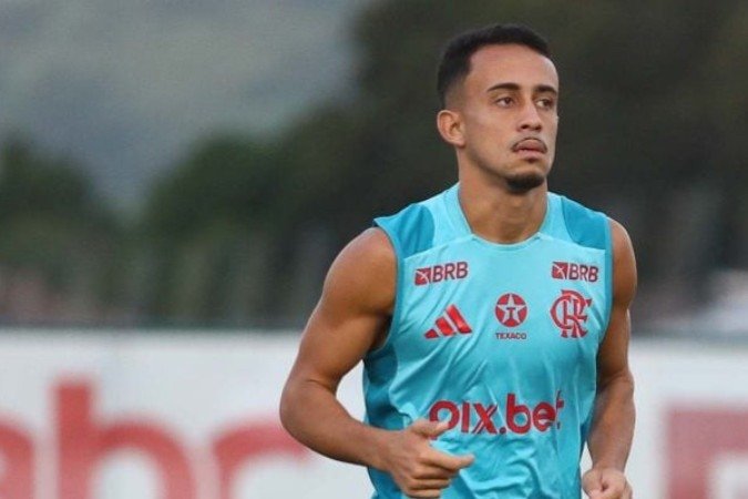 Matheus Gonçalves vem recebendo poucas chances com Filipe Luís no Flamengo - (crédito: Foto: Gilvan de Souza / Flamengo) Matheus Gonçalves vem recebendo poucas chances com Filipe Luís no Flamengo - (crédito: Foto: Gilvan de Souza / Flamengo)