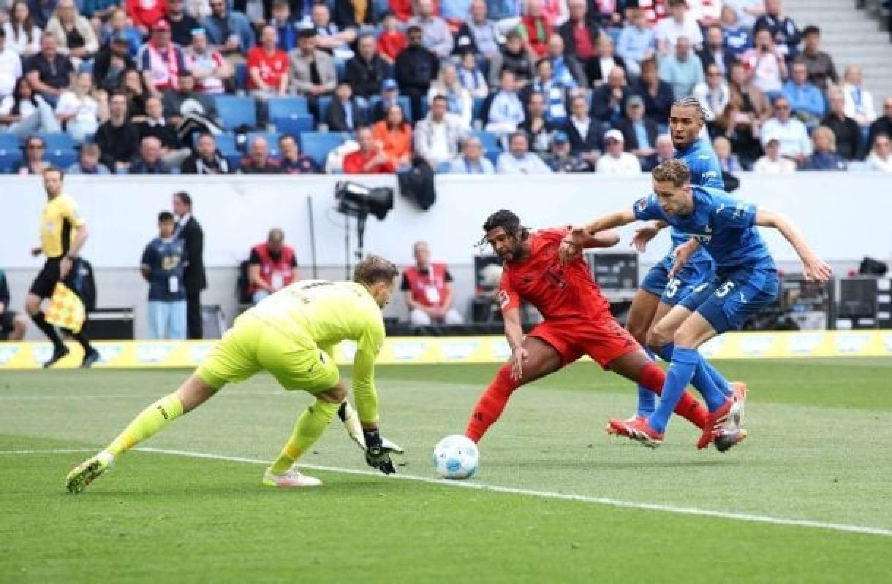 Campeão, Bayern atropela Hoffenheim no encerramento da Bundesliga