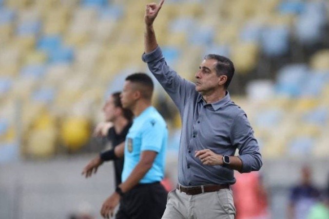 Renato Paiva gostou do que viu apesar do empate do Botafogo por 0 a 0 com o Flamengo - (crédito: Foto: Vitor Silva/Botafogo) Renato Paiva gostou do que viu apesar do empate do Botafogo por 0 a 0 com o Flamengo - (crédito: Foto: Vitor Silva/Botafogo)