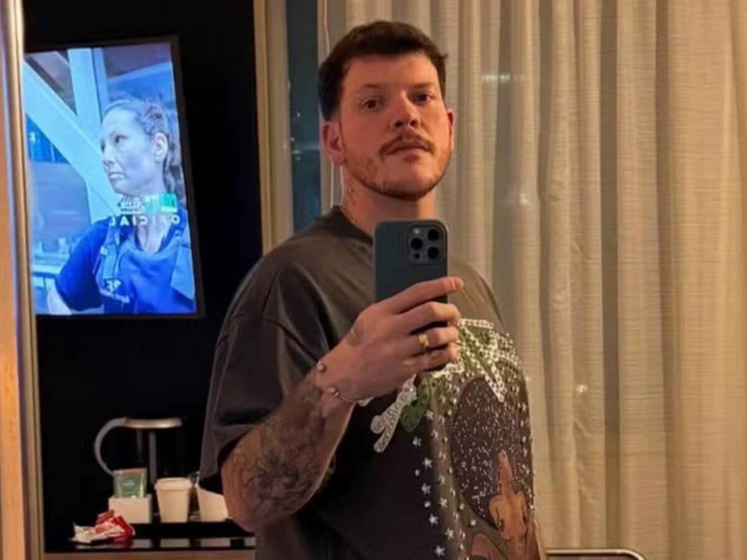 Ferrugem choca web com foto de antes e depois de perder mais de 35 kg -  (crédito: Observatorio dos Famosos)
