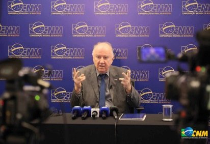 Ziulkoski diz que municípios serão penalizados caso não haja um mecanismo claro de compensação -  (crédito: Robson Cesco/ Agência CNM)