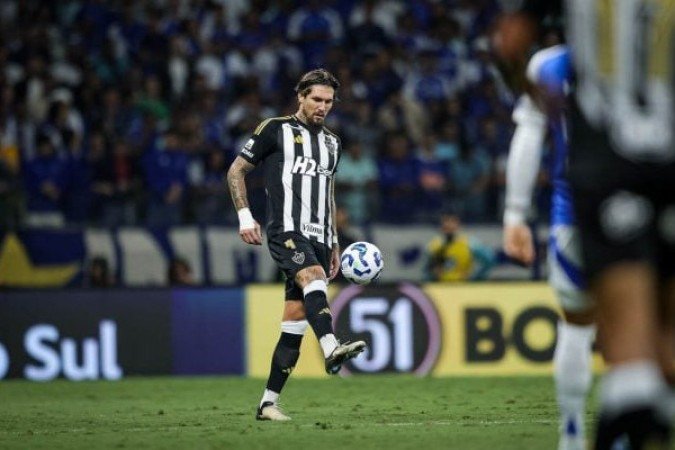 LYANCO – Um dos melhores em campo, fechando espaços, qualificado nas antecipações e no jogo aéreo. Salvou um gol ao desviar o chute de Lucas Silva, que foi na trave. NOTA 8,0. Foto: Pedro Souza / Atlético