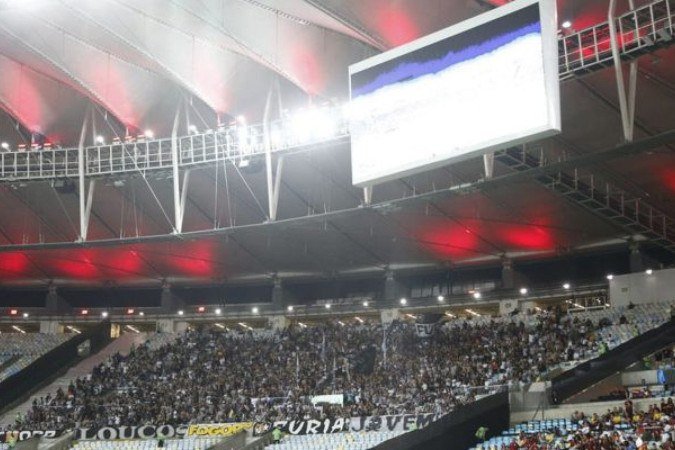 Massa Compacta deixa 50 mil rubro-negros em silêncio - (crédito: Foto: Vitor Silva/Botafogo) Massa Compacta deixa 50 mil rubro-negros em silêncio - (crédito: Foto: Vitor Silva/Botafogo)