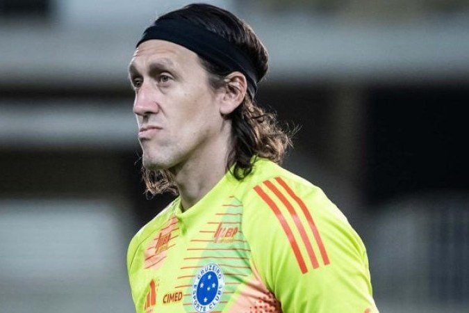 CÁSSIO – Duas boas defesas e nada mais. O Atlético apareceu pouco na sua área. NOTA: 6,0. Foto: Gustavo Aleixo/Cruzeiro